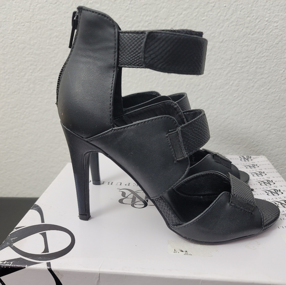 Rock & Republic sandals